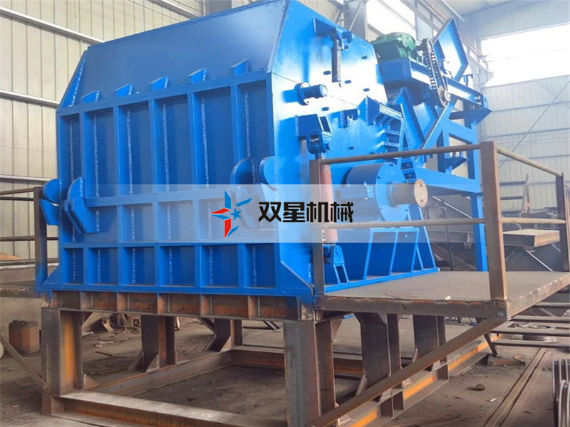 <a href='http://www.yunqingcheng.cn/psj/845.html' target='_blank'><span>金屬破碎機(jī)</span></a>生產(chǎn)現(xiàn)場