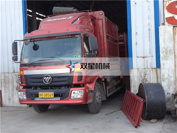 <a href='http://www.yunqingcheng.cn/feilv/724.html' target='_blank'><span>斷橋鋁破碎機</span></a>生產(chǎn)線設備發(fā)往貴州貴陽