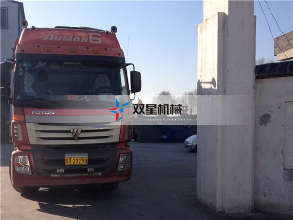 <a href='http://www.yunqingcheng.cn/feilv/83.html' target='_blank'><span>鋁型材破碎機(jī)</span></a>設(shè)備發(fā)貨現(xiàn)場實(shí)拍