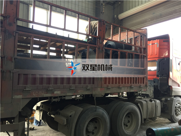 <a href='http://www.yunqingcheng.cn/feilv/724.html' target='_blank'><span>斷橋鋁破碎機</span></a>生產(chǎn)線1600型發(fā)貨
